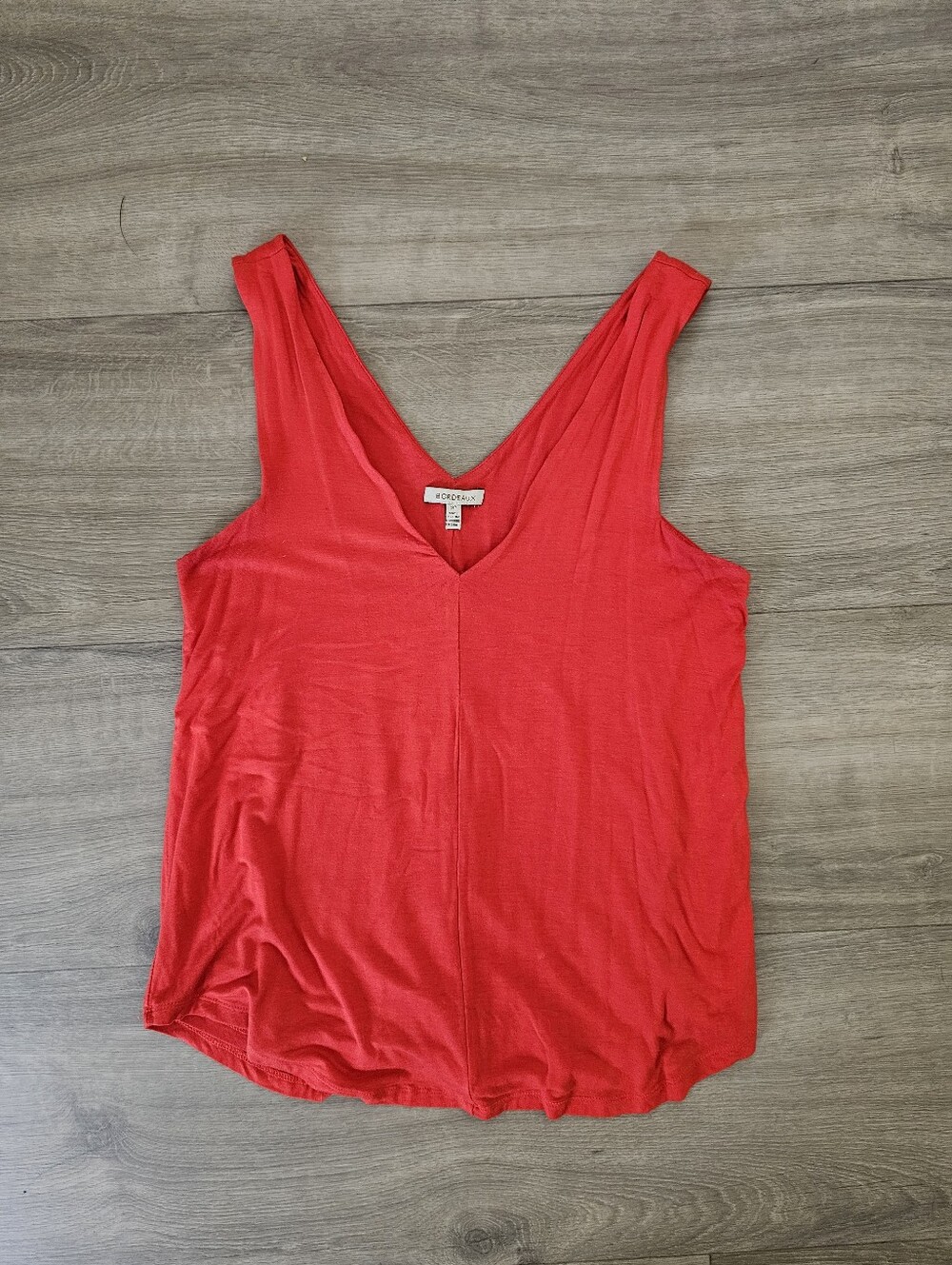 Bordeaux Bright Red V-Neck Sleeveless Tank Size Small